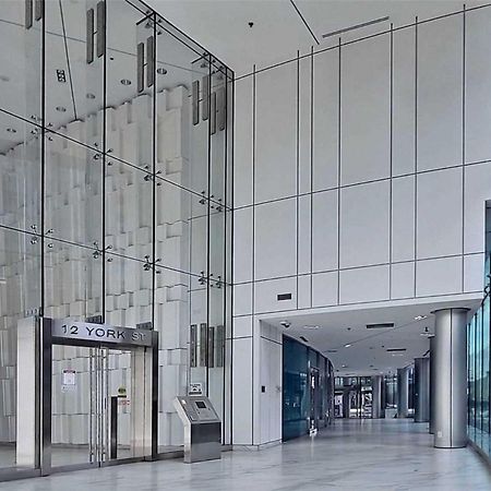 Luxury Condo In The Heart Of Toronto - Next To Scotiabank Arena ภายนอก รูปภาพ